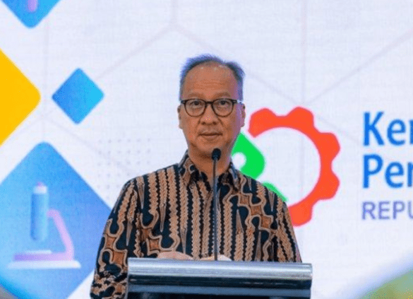 Menperin Beri Peringatan Tegas Pentingnya Keamanan Bahan Kimia