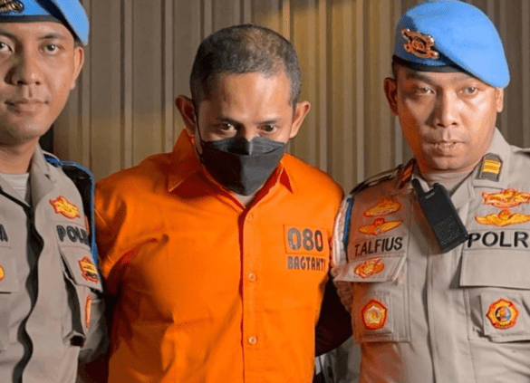 Terkuak Fakta Baru! Kapolres Ngada Bungkam Korban Pencabulan Dengan Bayar 100 Ribu