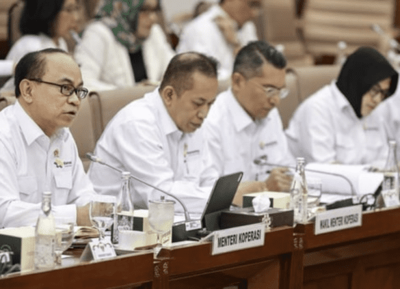 Menkop Didesak Minta Maaf Usai Sambungkan PDIP dengan Kasus Judol