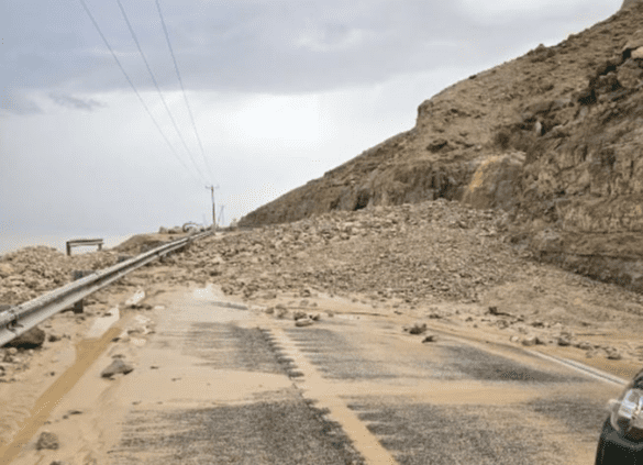 Nikmati Karma Tuhan! Israel Dilanda Banjir Lumpuhkan Akses Jalan Utama