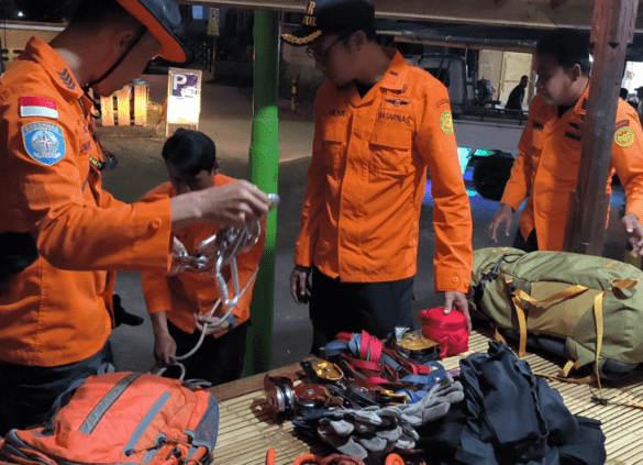 Pendaki Asal Malaysia Jatuh Ke Jurang Sedalam 100 Meter di Gunung Rinjani