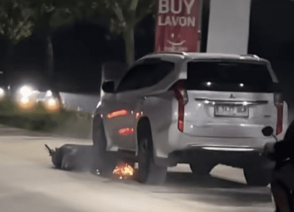 Pajero Tabrak dan Seret Motor di Tangerang sampai Keluar Percikan Api