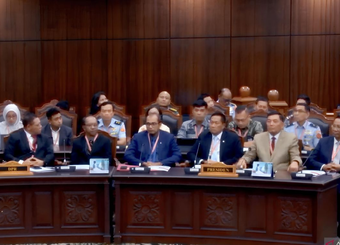 Sederet Fakta Sidang Uji Formil UU TNI: Klaim hingga Permohonan DPR Agar MK Menolak Gugatan
