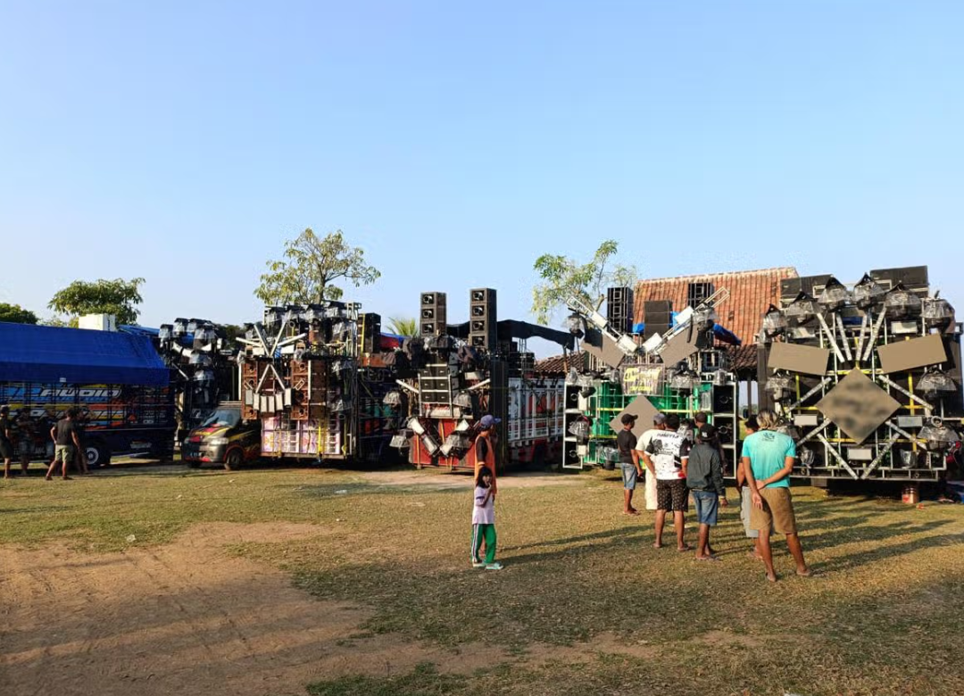 Karnaval Sound Horeg di Desa Kedawung Nglegok Blitar Disita Polisi