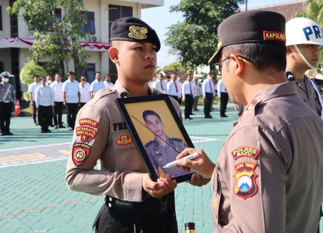 Terlibat Penipuan Oknum Polisi di Batu di Pecat