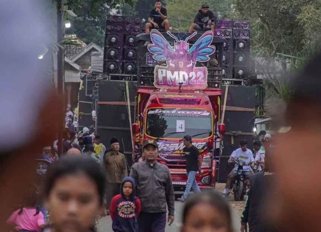 Lagi! Warga Brebes Tewas Akibat Ulah Sound Horeg Saat Karnaval HUT RI