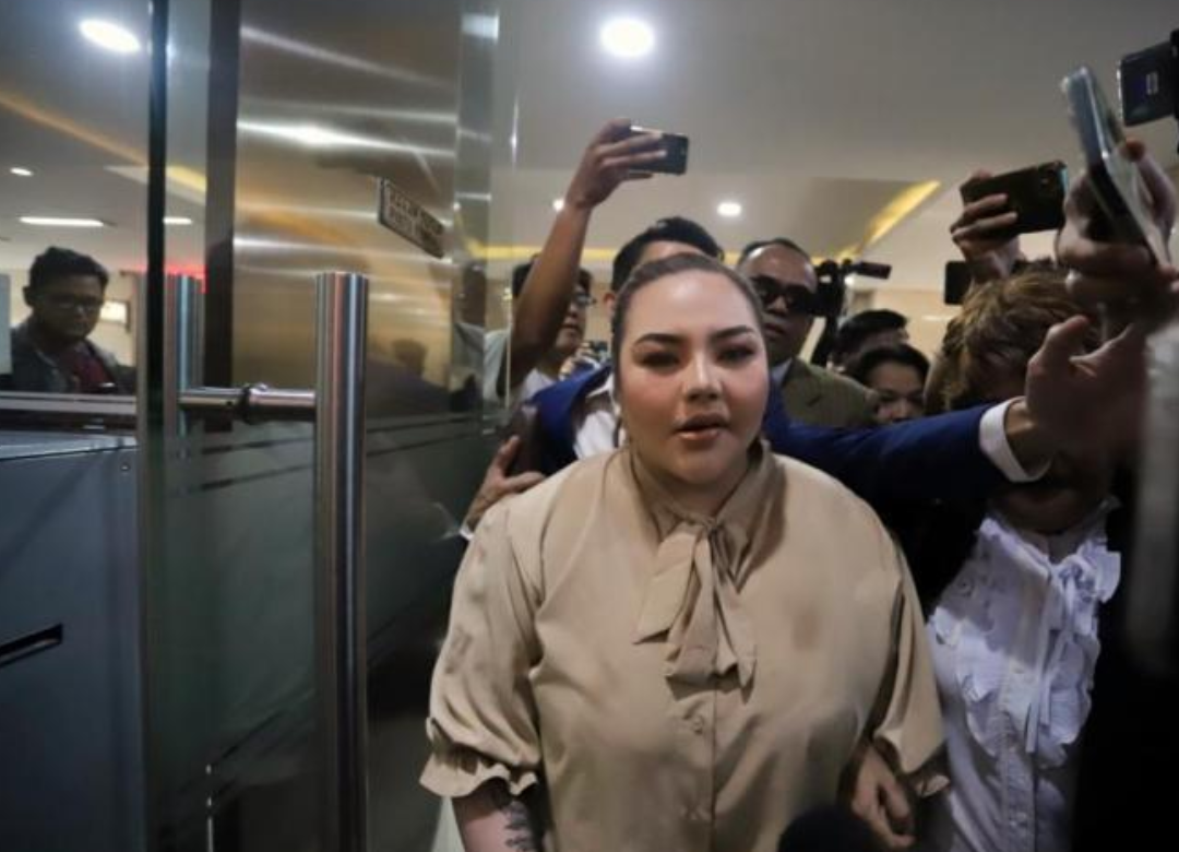 Lisa Mariana Linglung Dipanggil KPK