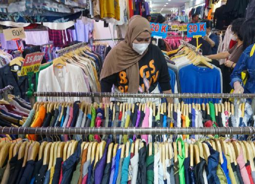 Menkeu Purbaya Spill Akan Terbitkan Aturan Berantas Pakaian Impor Menkeu Purbaya Spill Akan Terbitkan Aturan Berantas Pakaian Impor