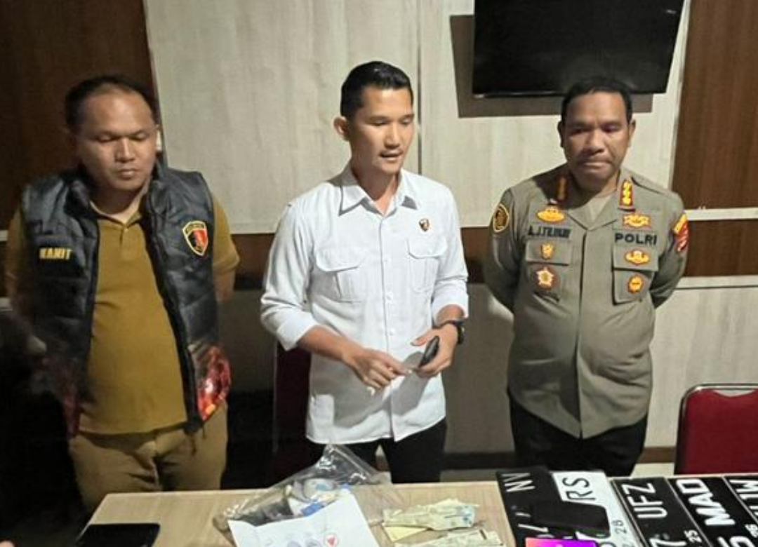 Oknum Polisi Lampung Curi Mobil Perwira Mabes Polri Ditangkap Saat Pesta Sabu Oknum Polisi Lampung Curi Mobil Perwira Mabes Polri Ditangkap Saat Pesta Sabu