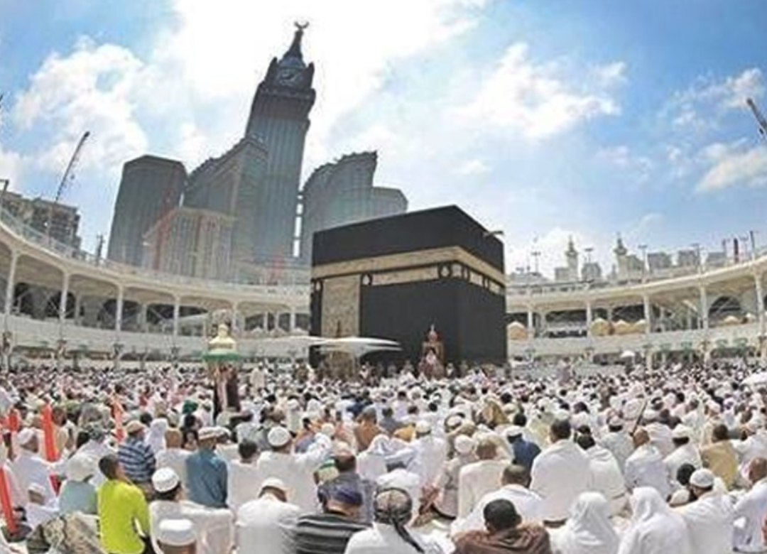 Pemerintah Resmi Berikan Aturan Baru! Umrah Mandiri Kini Diperbolehkan Pemerintah Resmi Berikan Aturan Baru! Umrah Mandiri Kini Diperbolehkan