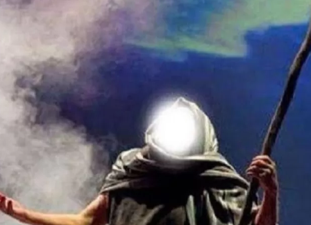 Heboh di Terminal Bungurasih! Seorang Pria Mengaku Nabi